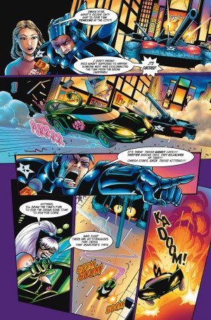 3 Little Kittens: Purrr-fect Weapons 2 (Jim Balent) - Page 5